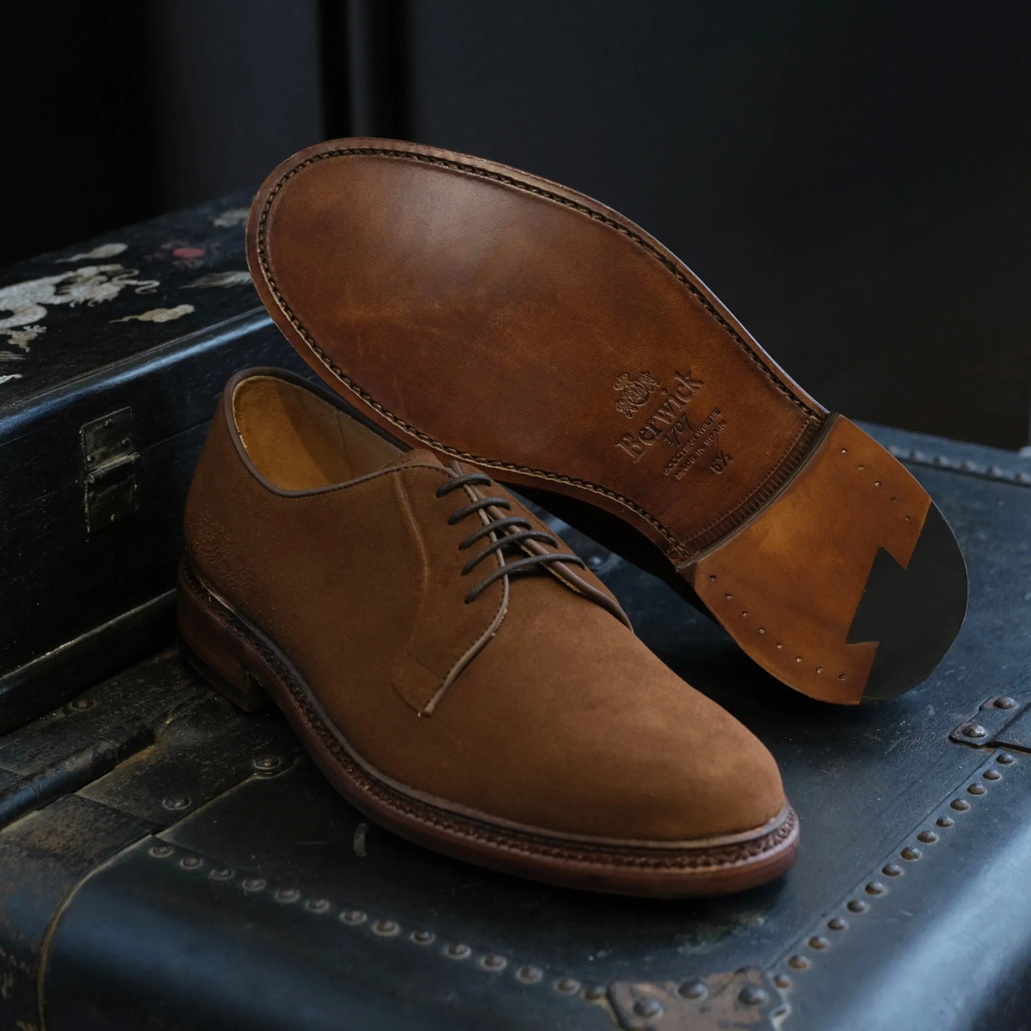 Berwick1707 Plain Toe Derby