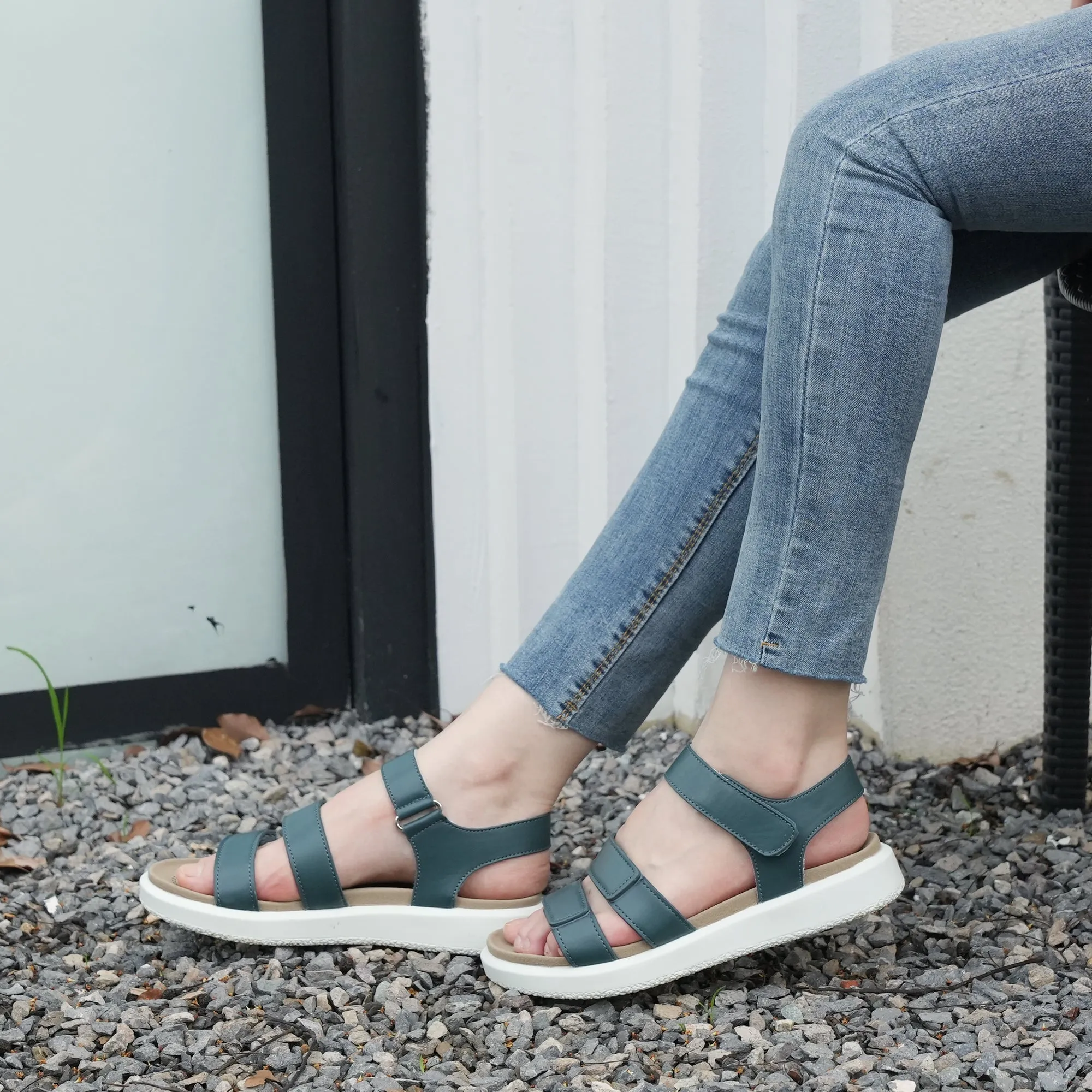 Black Arch Support Sandals-Kitty