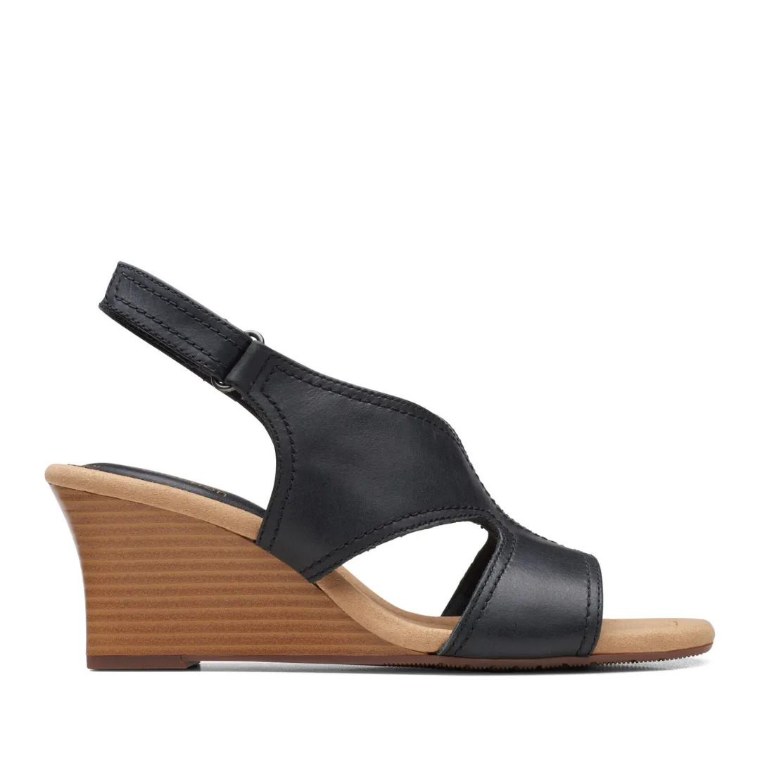 Clarks Women's Kyarra Aster Black Leather | Sand Metallic