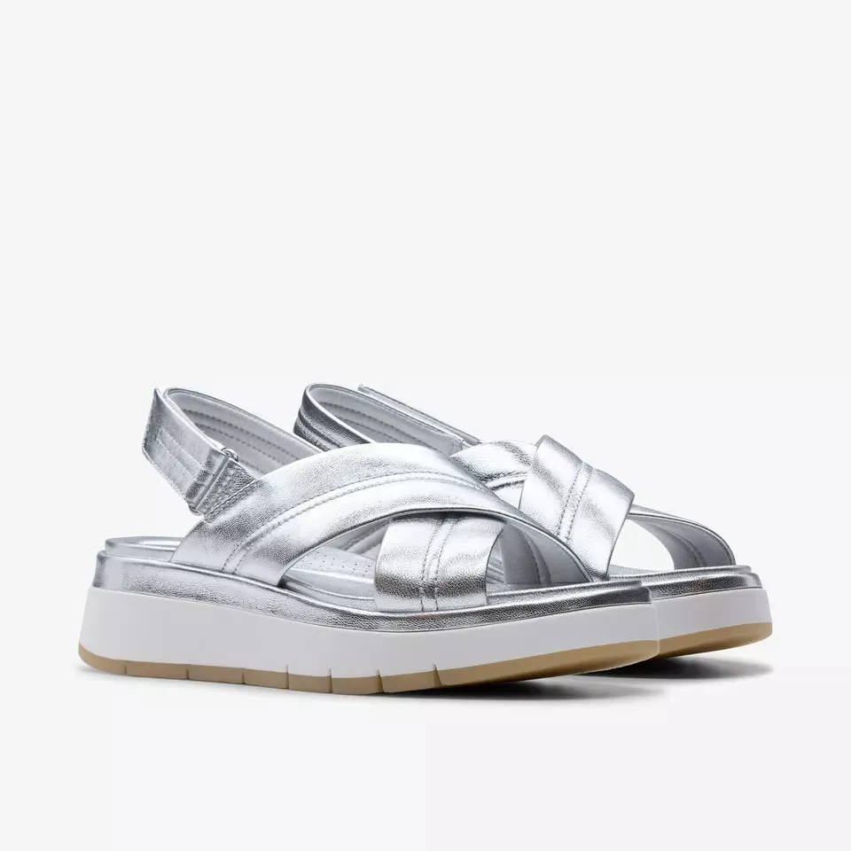 Clarks Women's Tuscan Cross Silver Leather 26181472