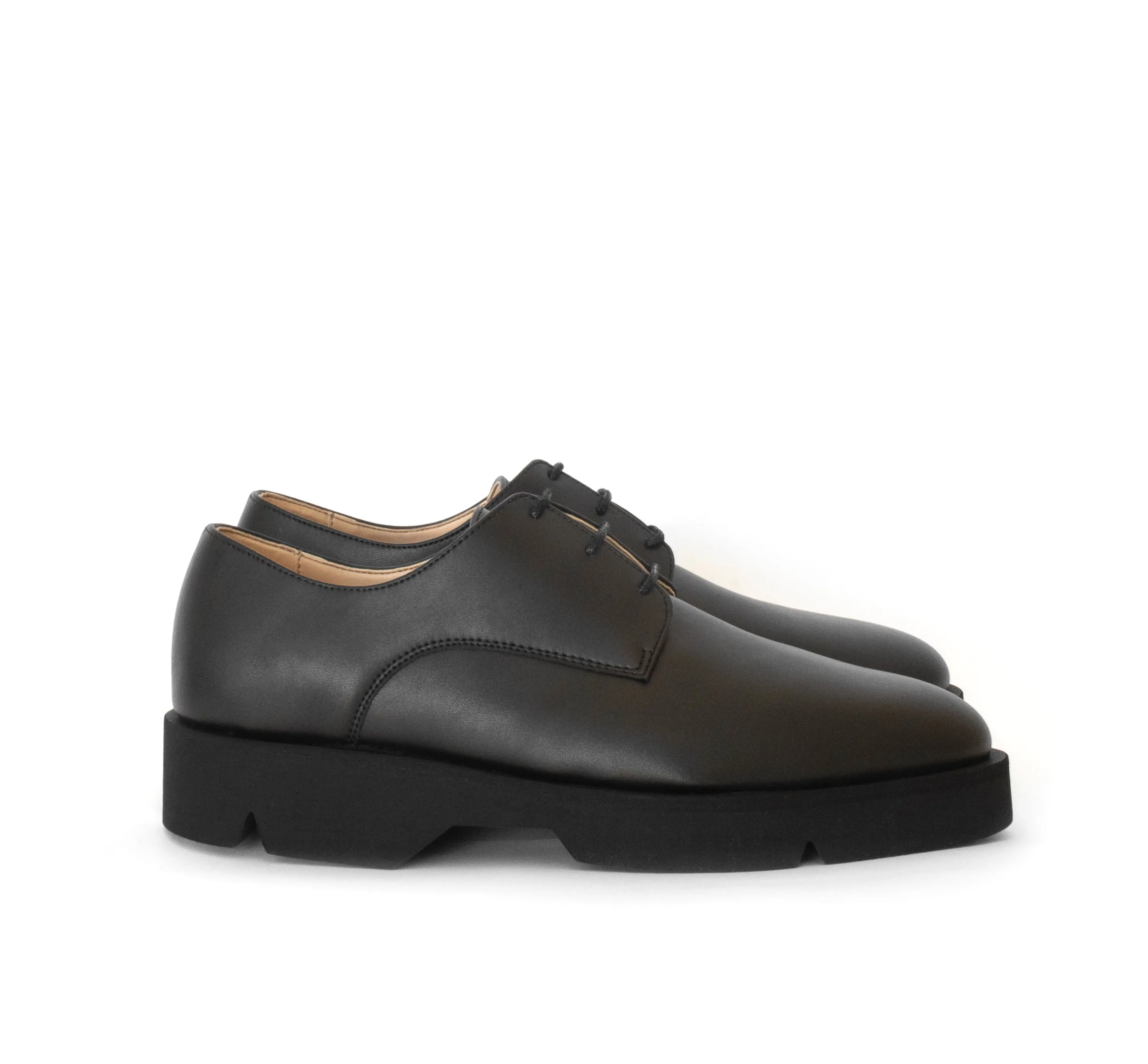 Derby Black