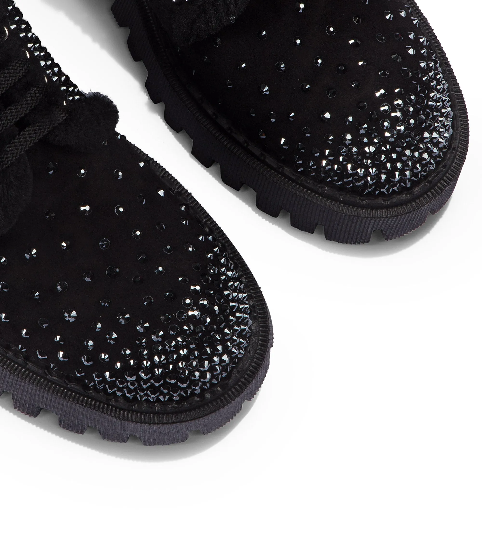Derby in camoscio nero con cristalli