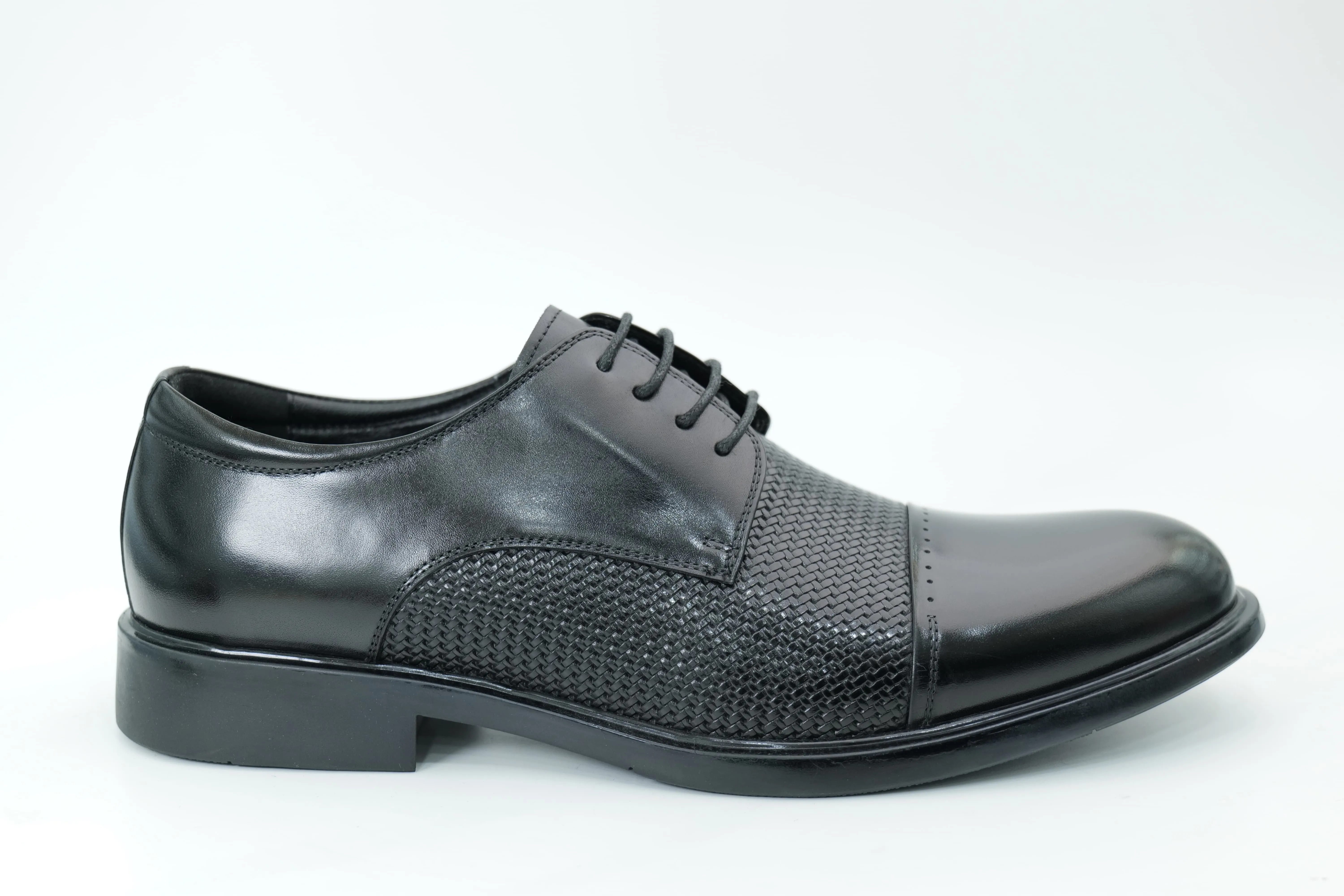 Derby shoes