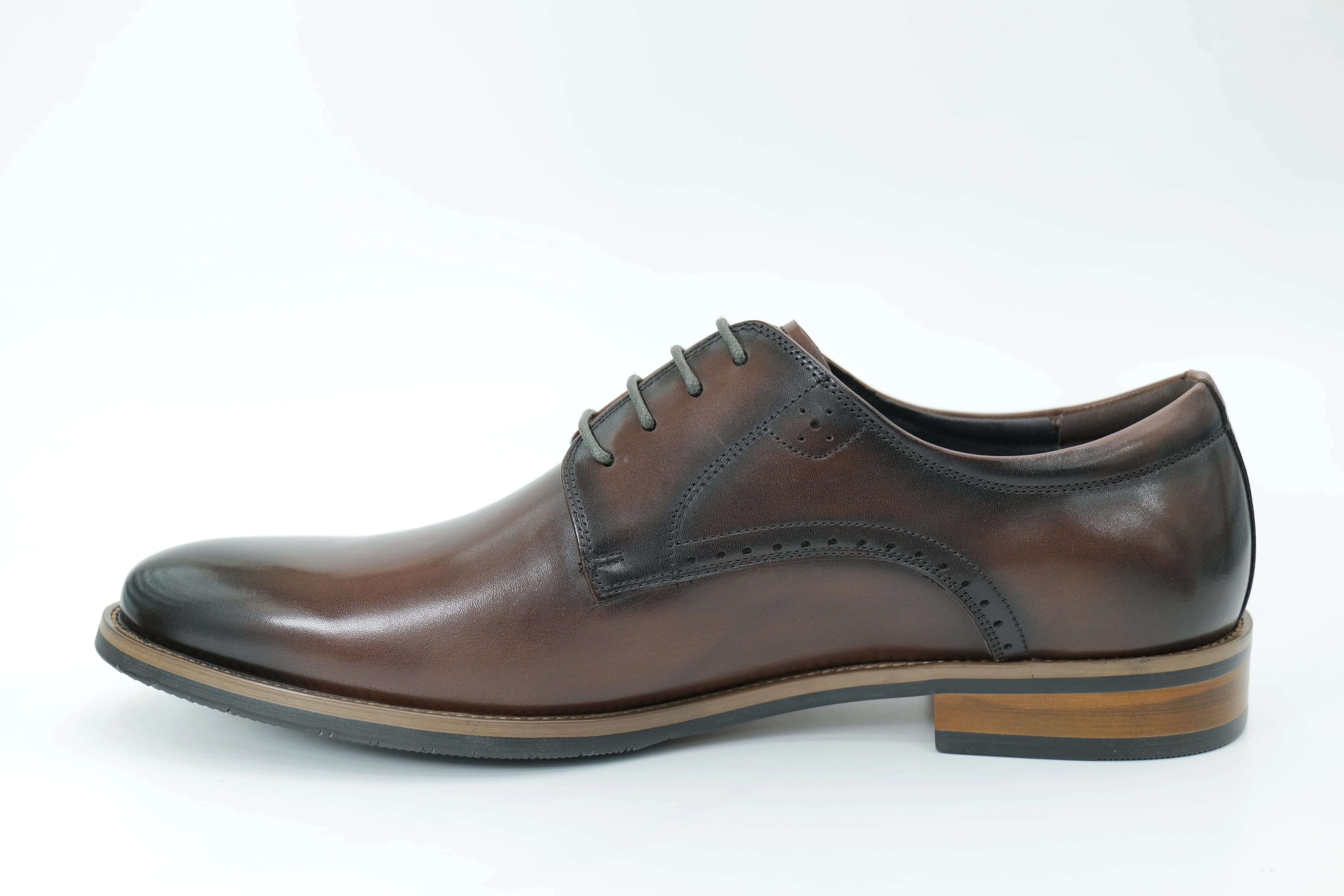 Derby shoes