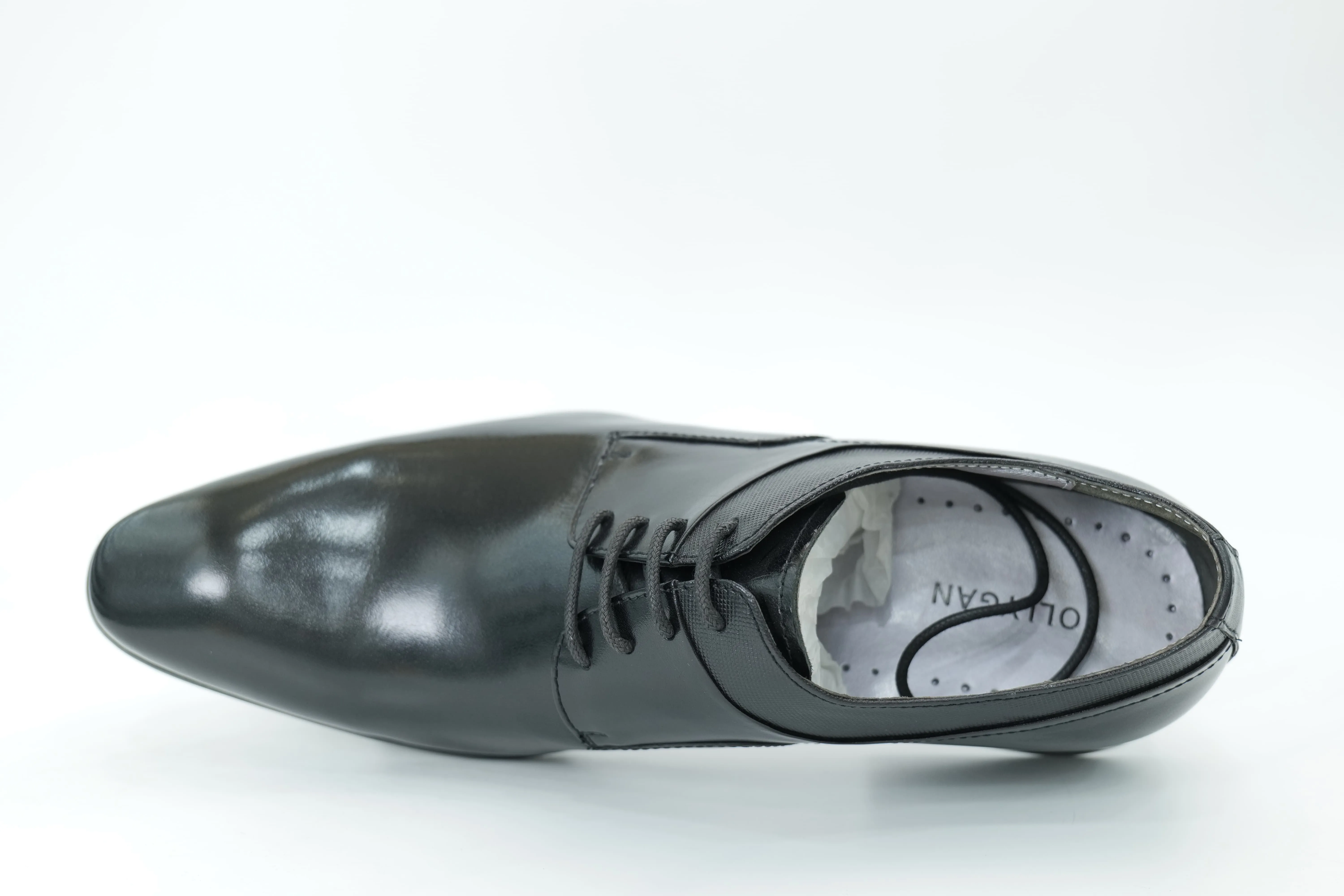 Derby shoes