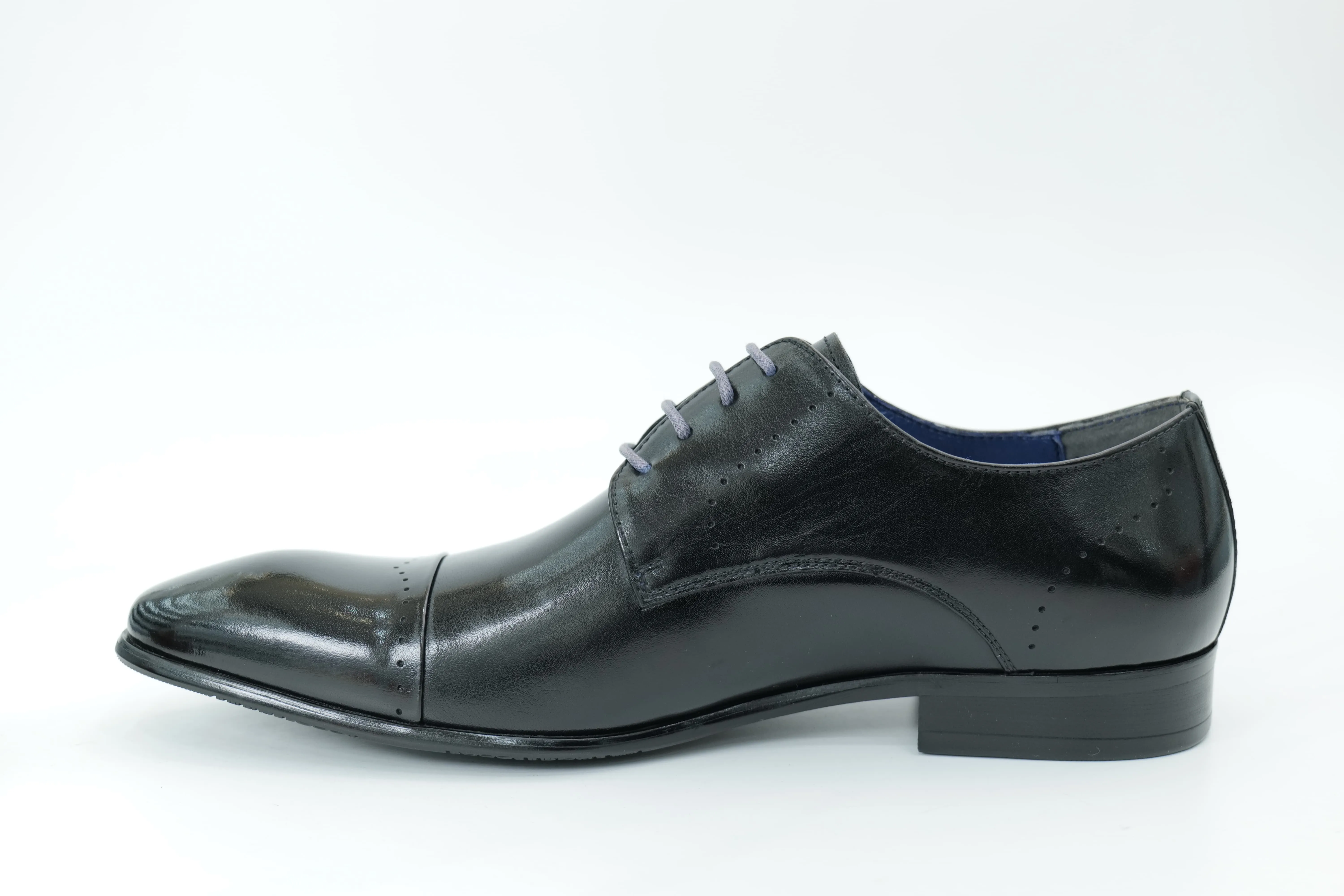 Derby shoes