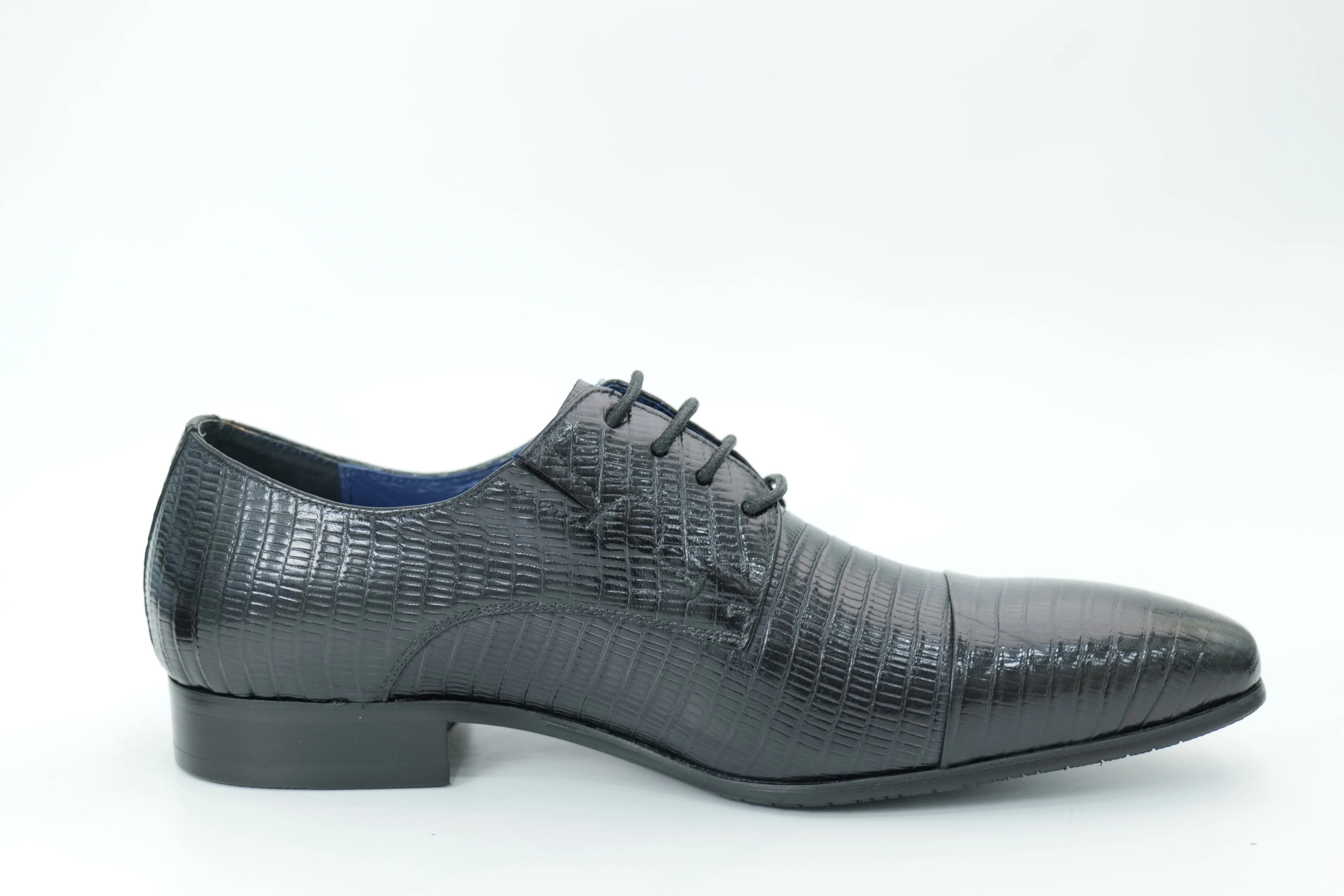 Derby shoes