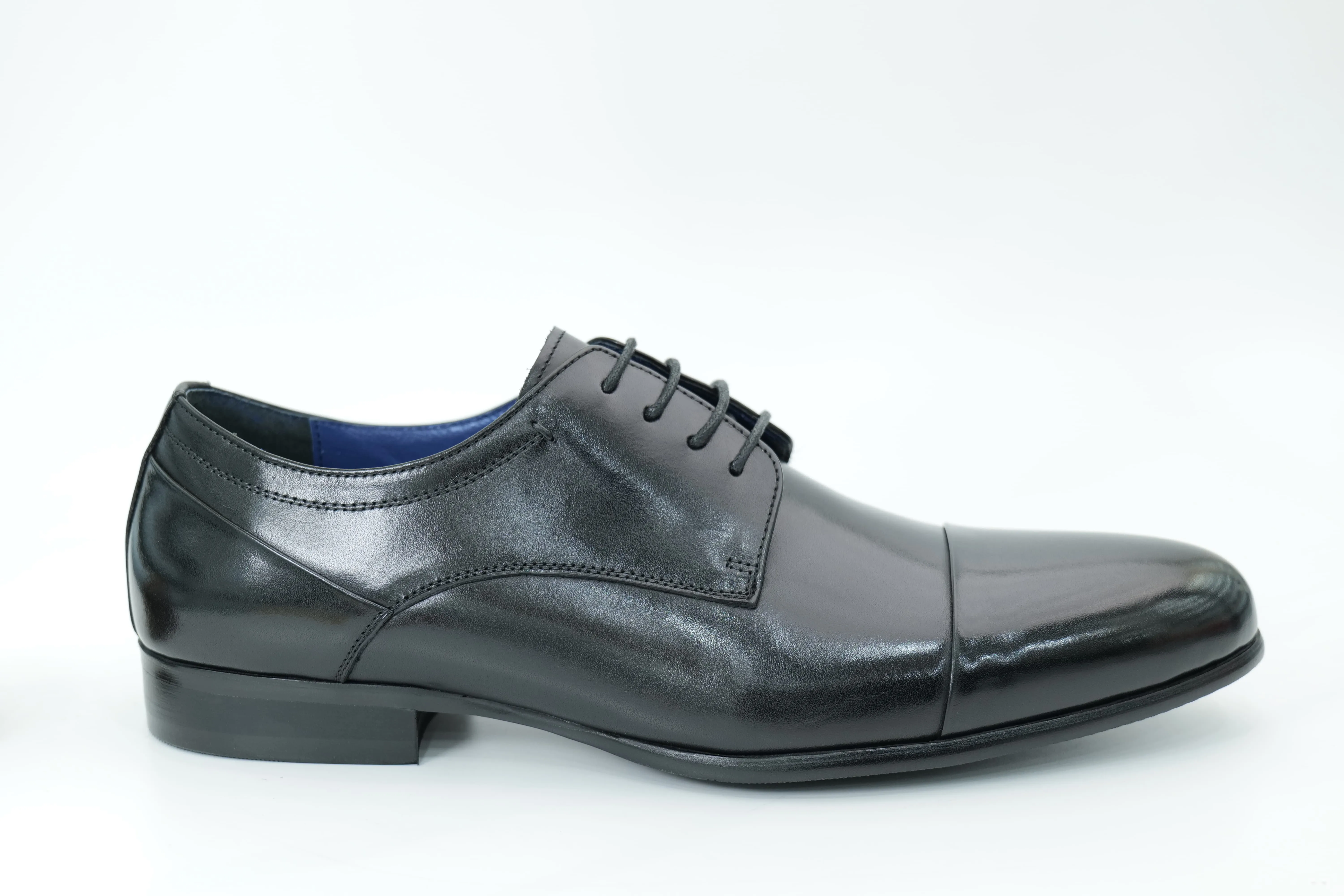 Derby shoes
