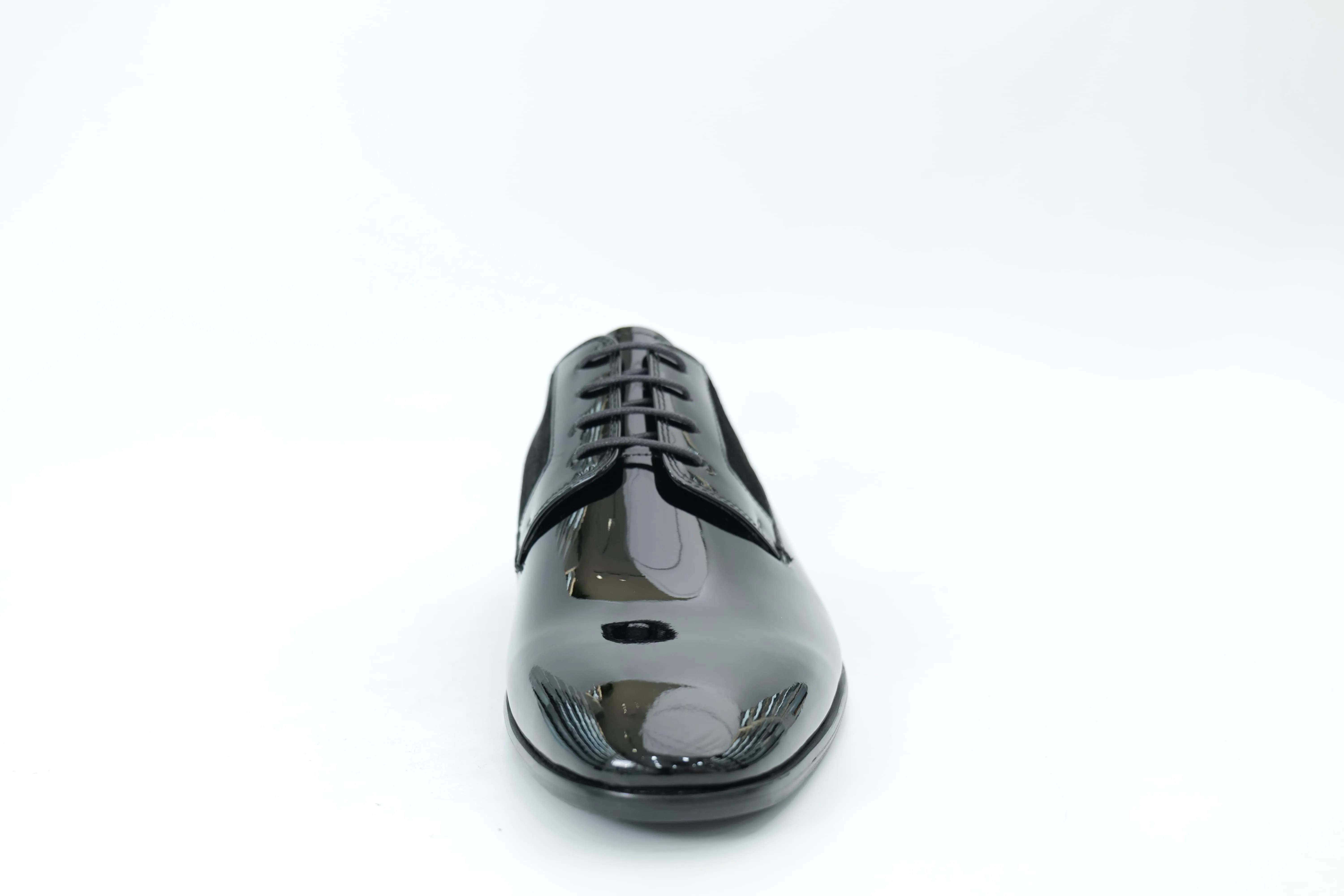 Derby shoes