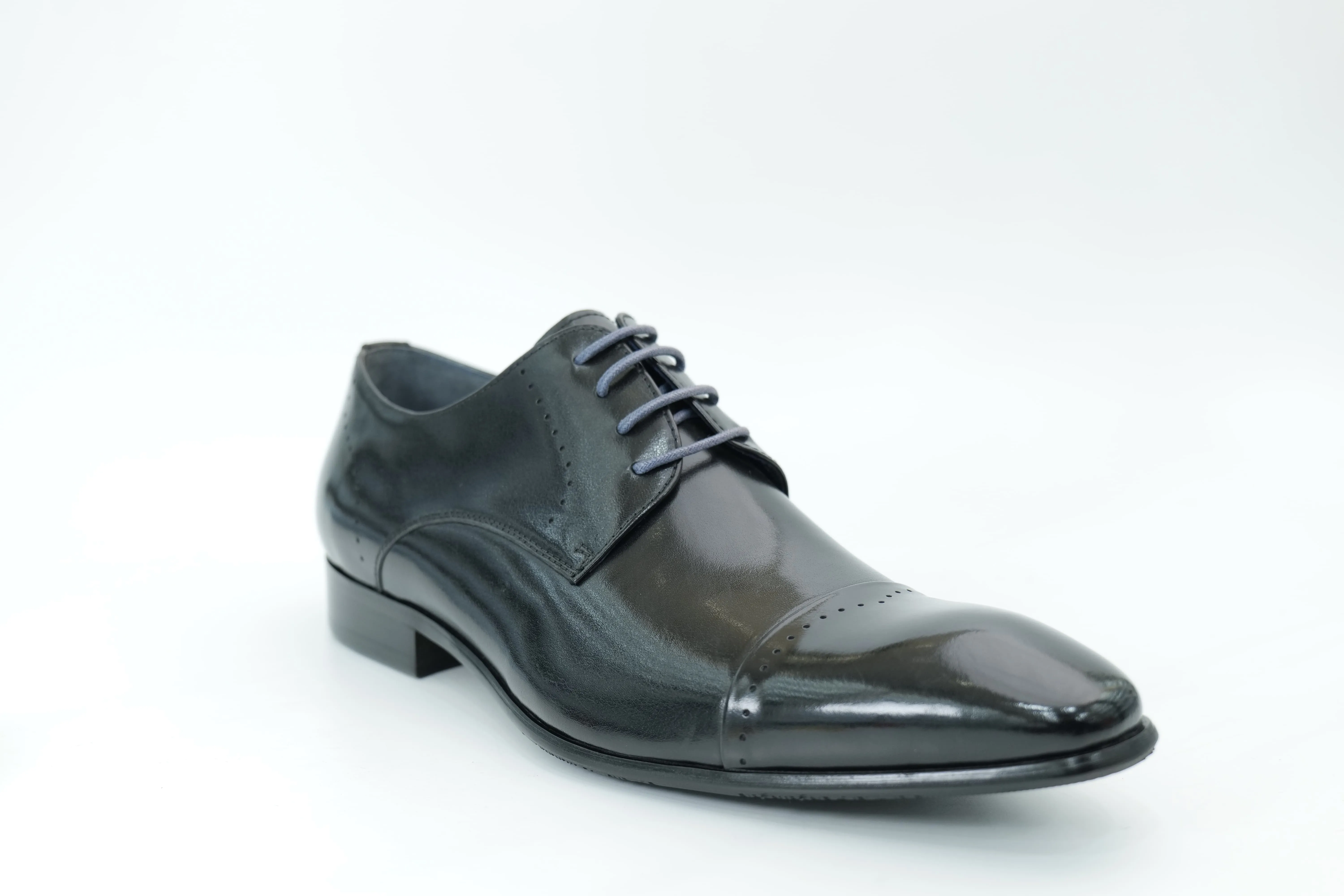 Derby shoes