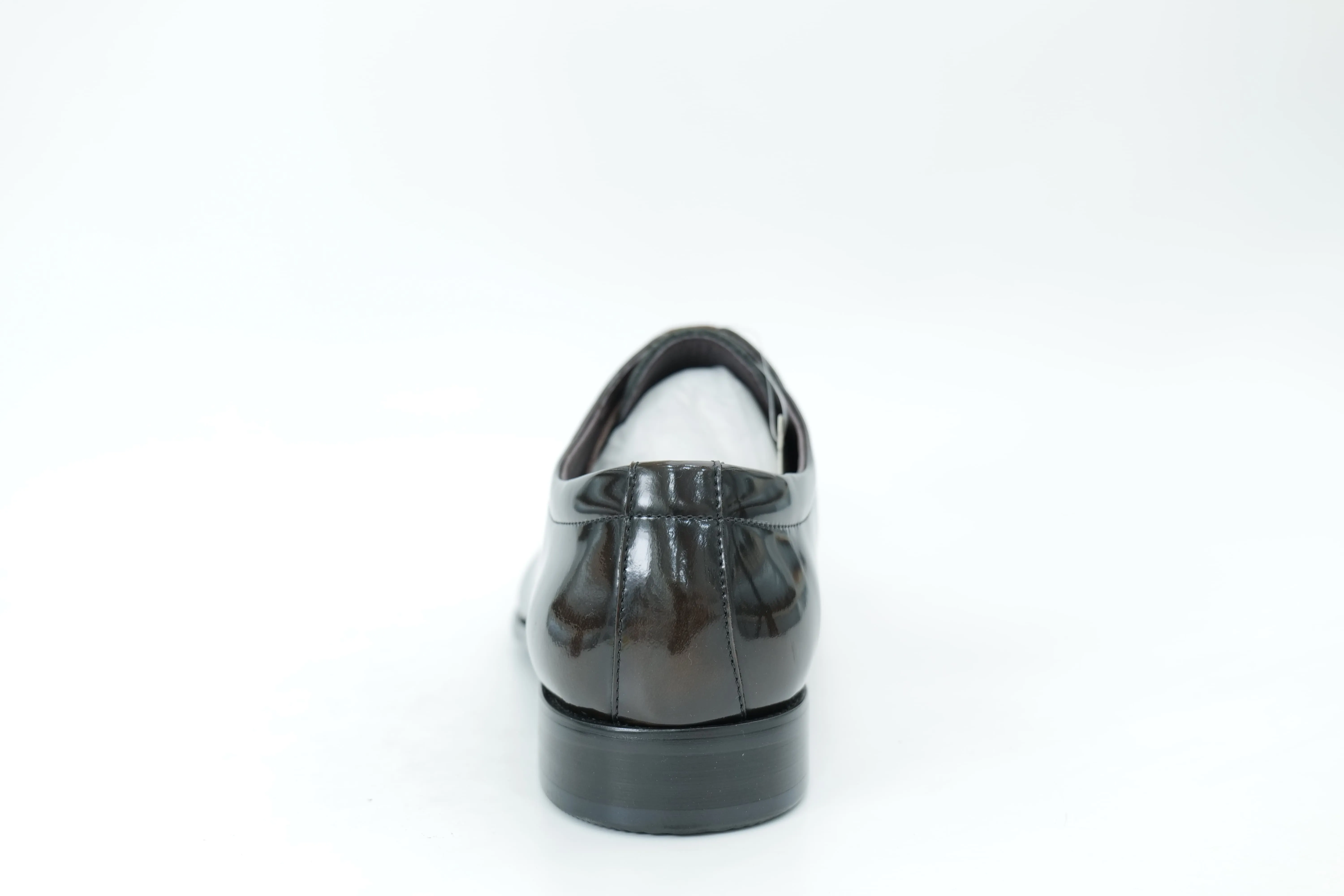 Derby shoes