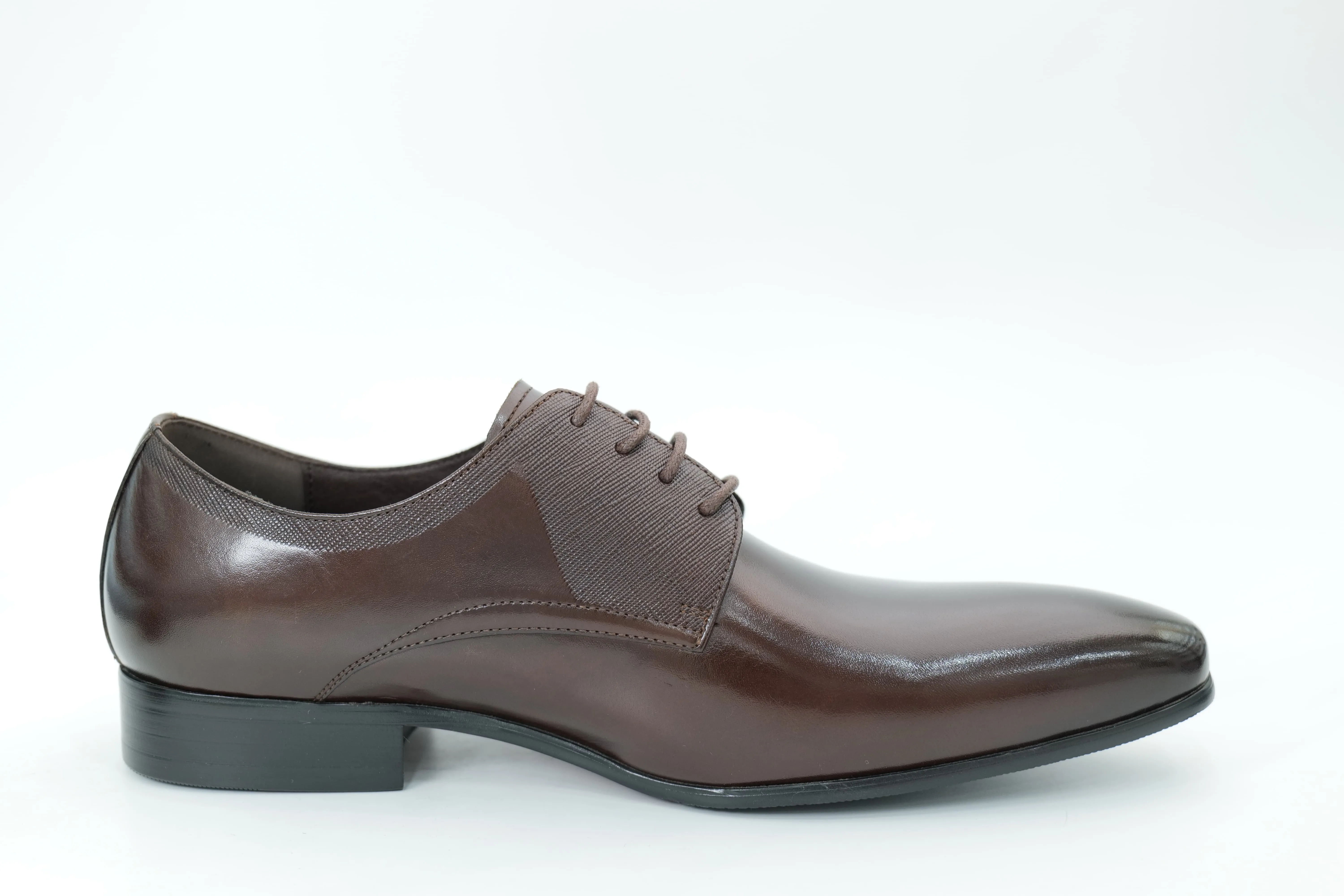Derby shoes