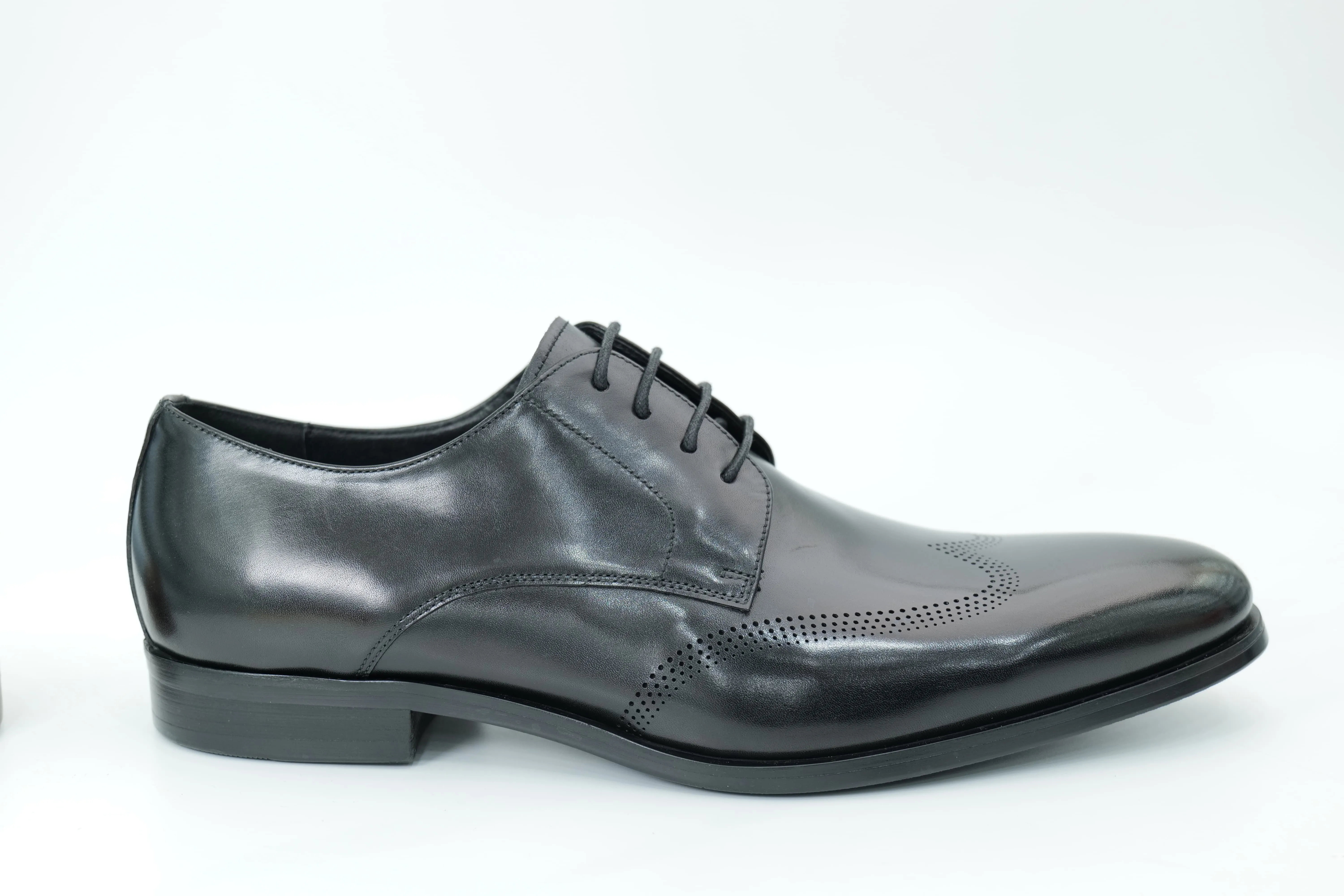 Derby shoes