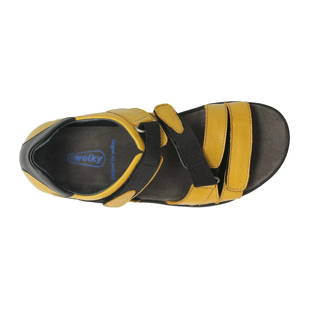 Desh Sandal