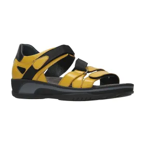 Desh Sandal