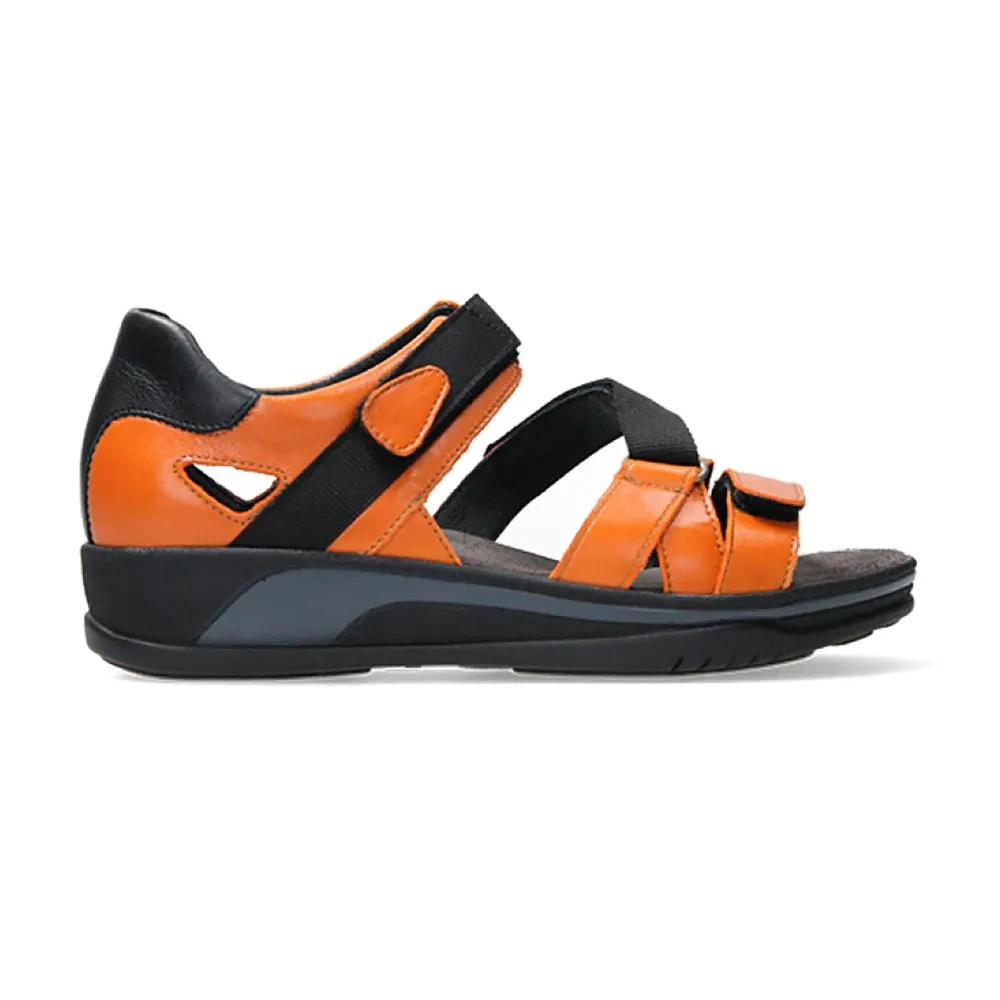 Desh Sandal