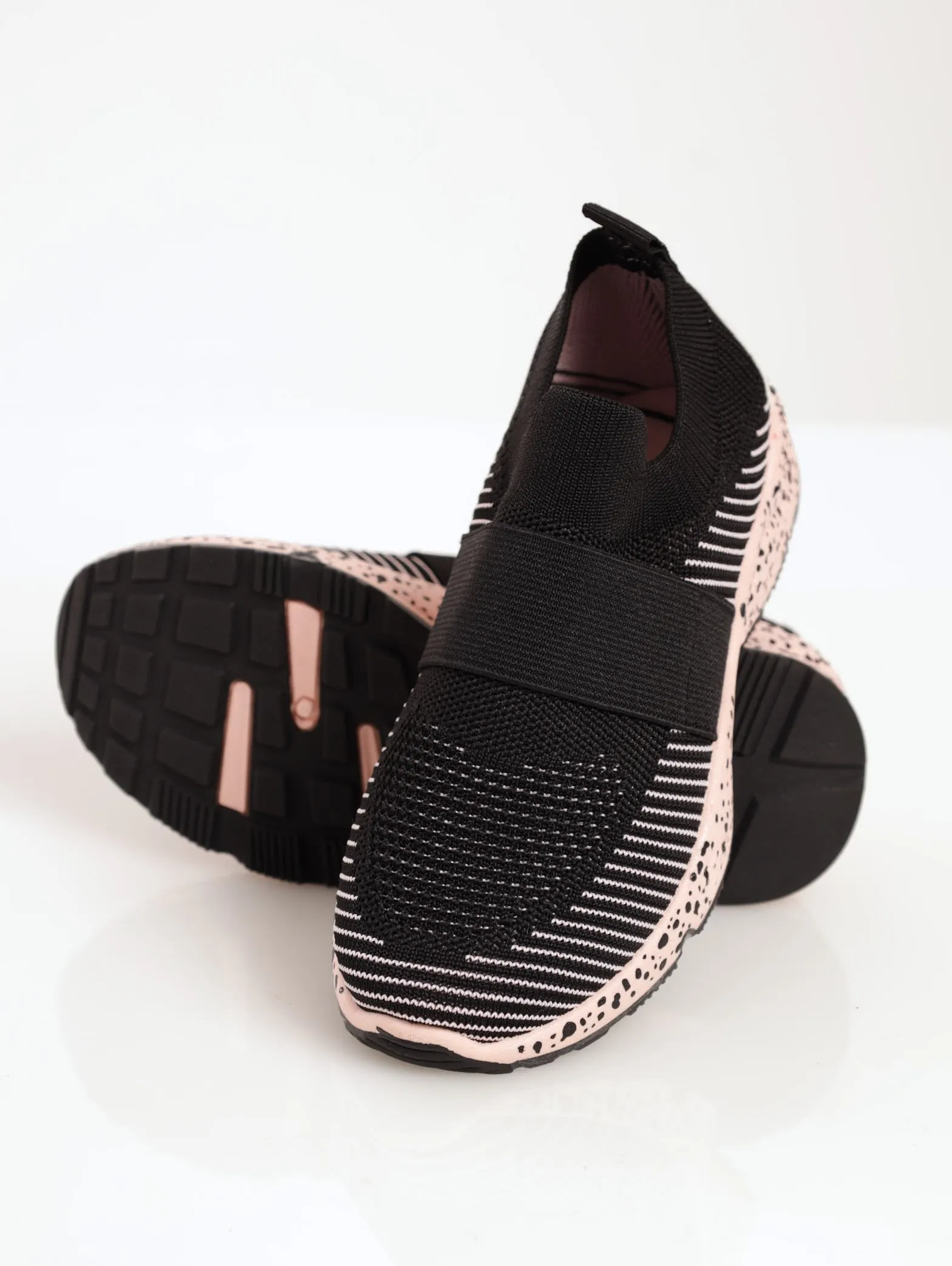 Girls Knit Splatter Sneaker - Black