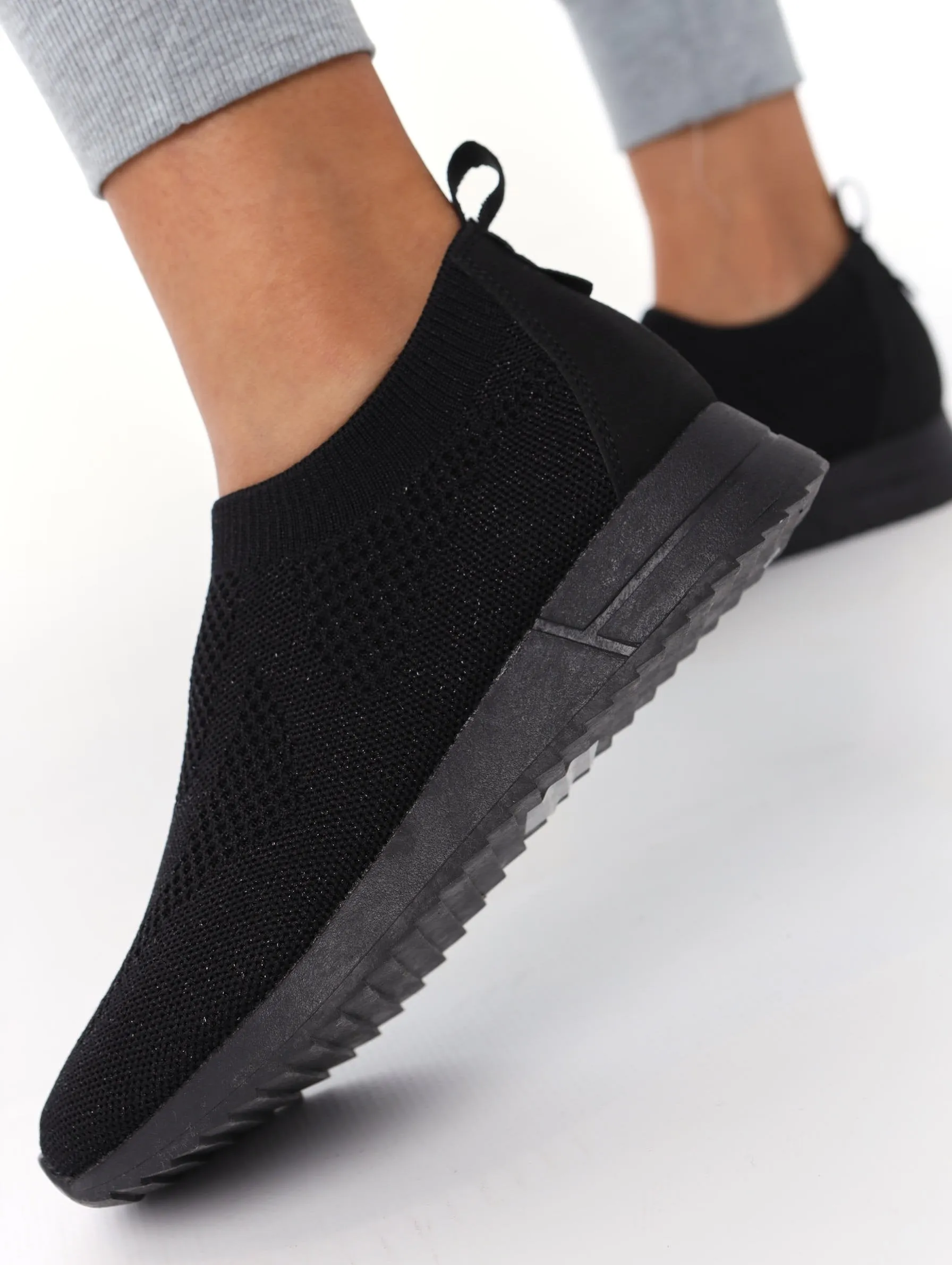 Ladies Knit Retro Sneaker - Blackmail