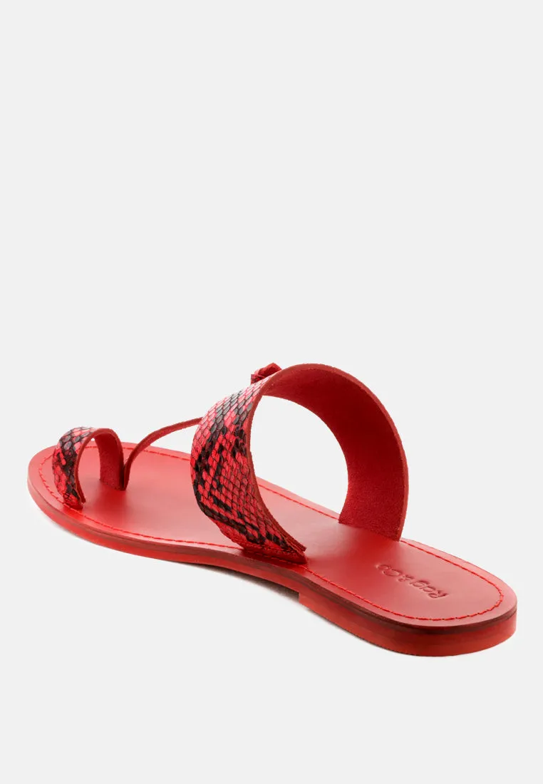 Leona Thong Flat Sandals By Ruw