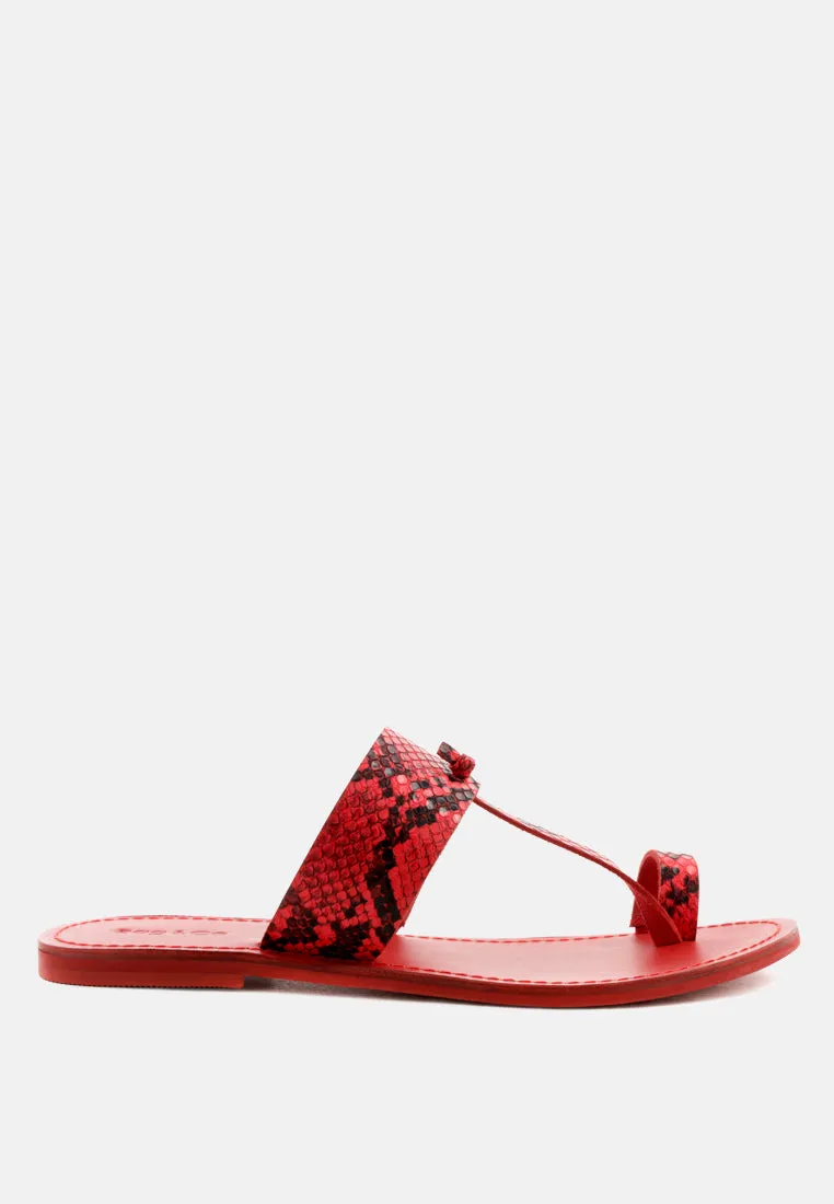 Leona Thong Flat Sandals By Ruw