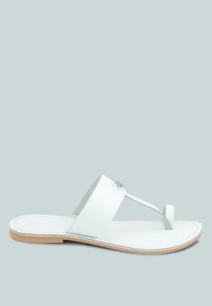 Leona Thong Flat Sandals By Ruw
