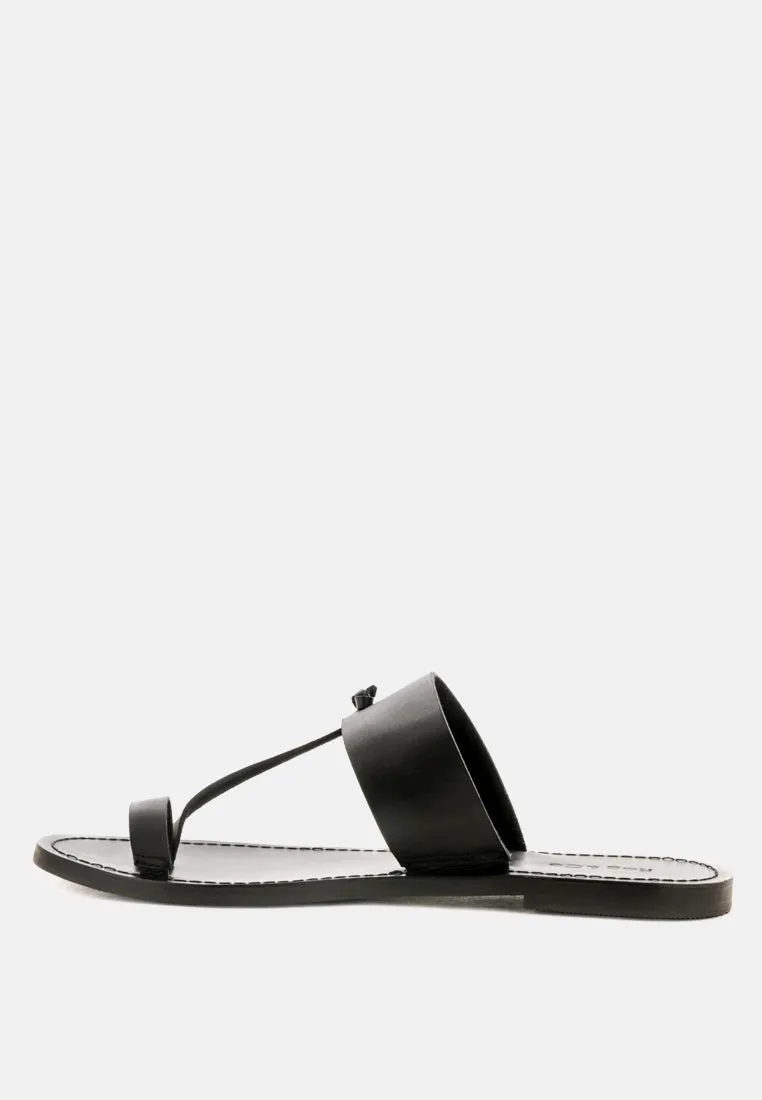 Leona Thong Flat Sandals By Ruw