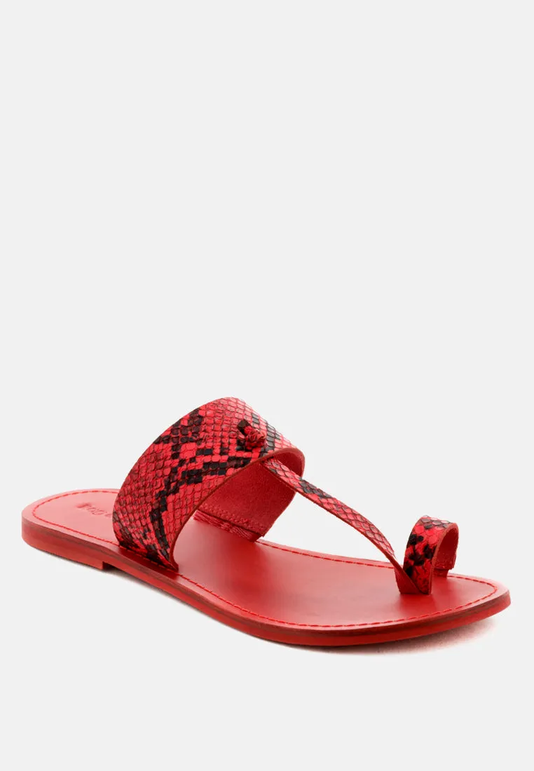 Leona Thong Flat Sandals By Ruw
