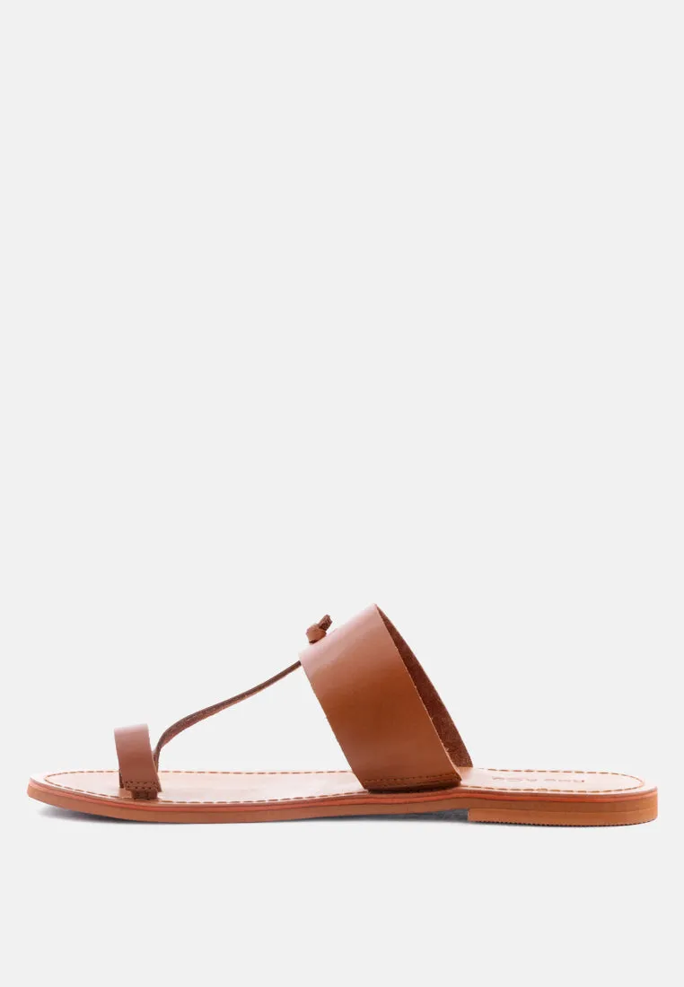 Leona Thong Flat Sandals By Ruw