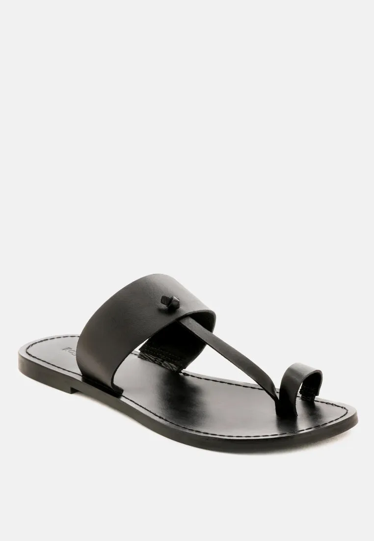 Leona Thong Flat Sandals By Ruw