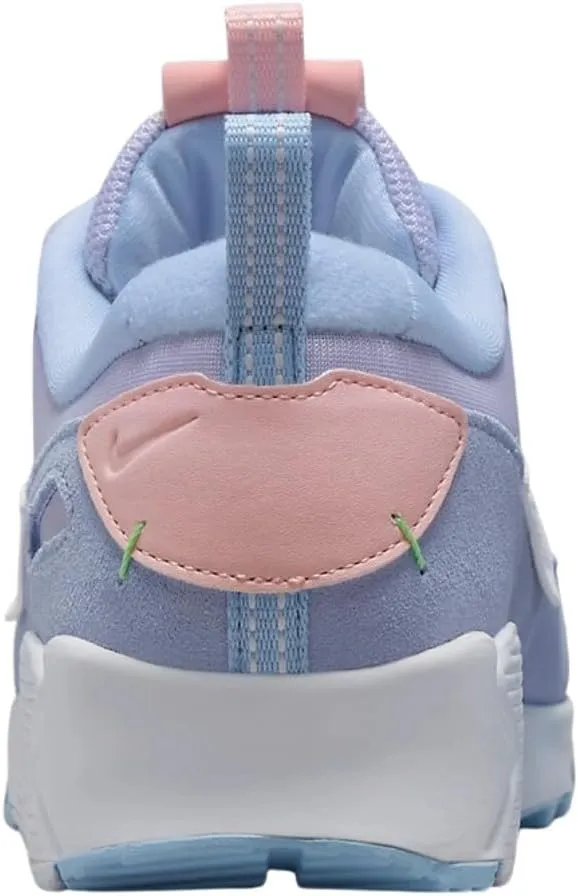 NIKE Women's Sneaker