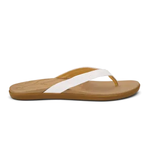 Olukai Women's Honu Leather Beach Sandals - Bright White/Golden Sand
