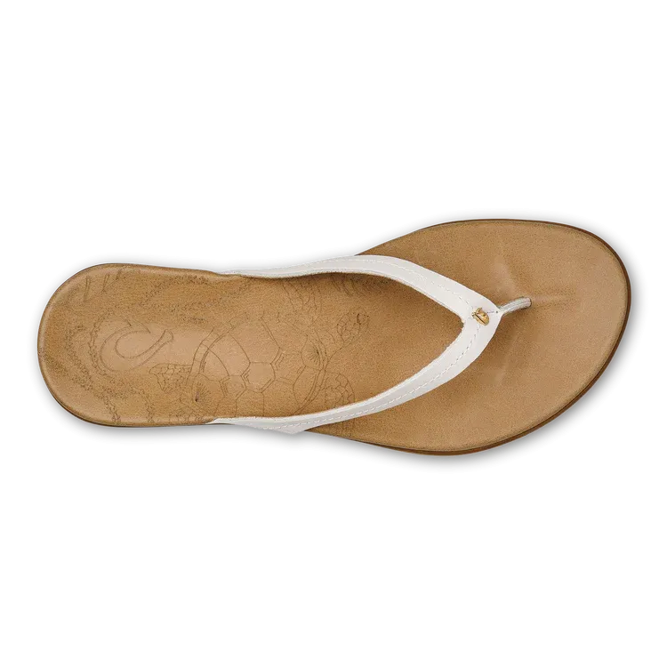 Olukai Women's Honu Leather Beach Sandals - Bright White/Golden Sand