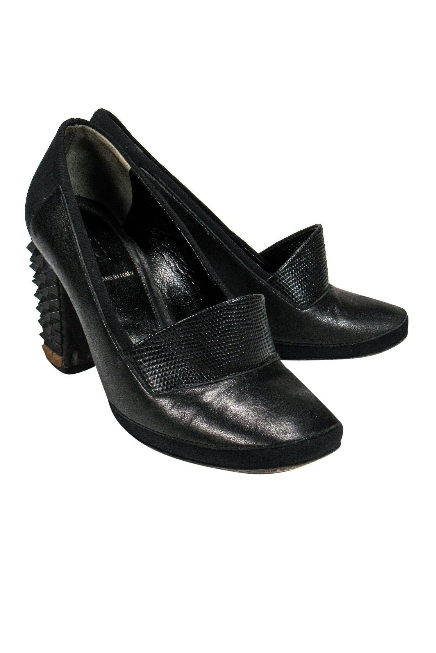 Studded Black Budget-conscious Fendi - Stable Loafer-Style 6 Sz Pumps w/ Heel