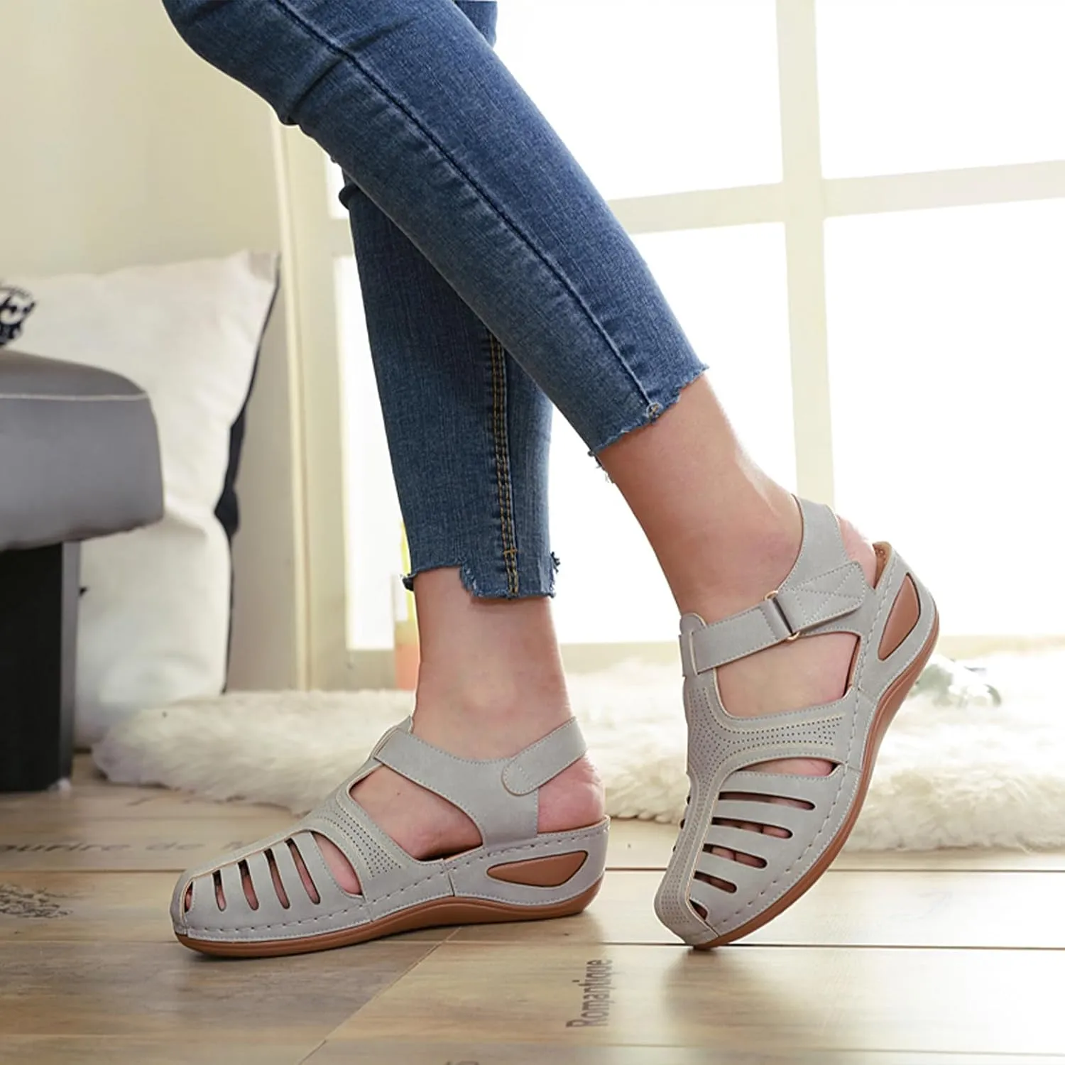 Women's Retro Gladiator Wedge Sandals - Closed Round Toe Hollow Platform Sandals with Ankle Strap Anti-Slip Sole | Comfortable Bohemian Style for Casual Outdoor Wear