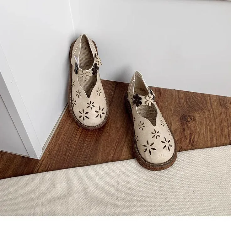 Women's Summer Breathable Flower Hollow Out Flat Literary Style Sandals