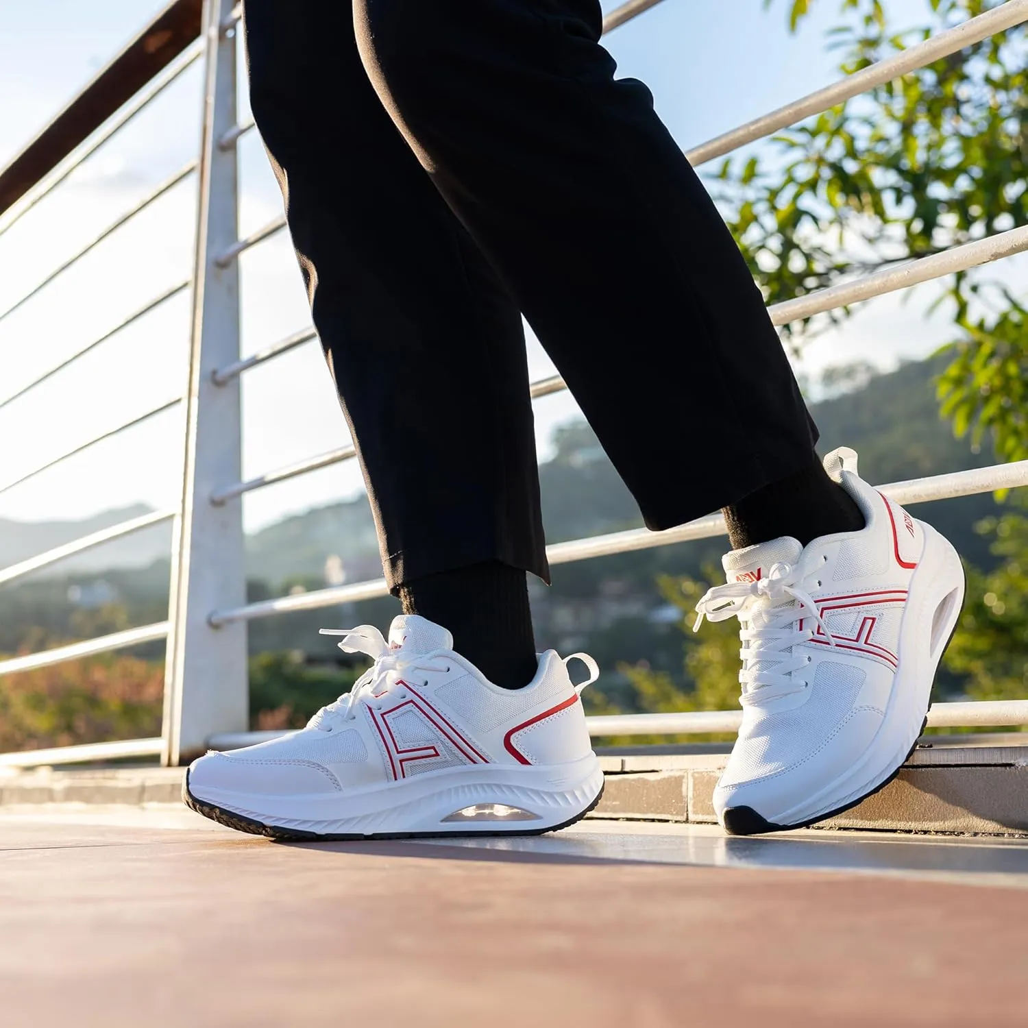 Women's Wide Toe Box Walking Shoes with Arch Support Wide Air Tennis Sneakers Orthotic Plantar Fasciitis Shoes
